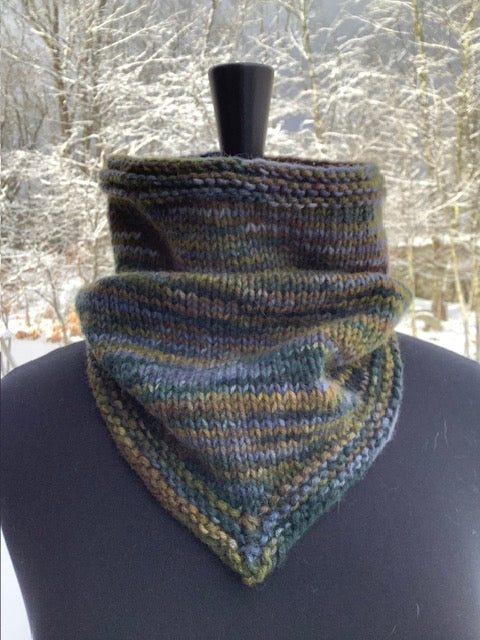 Cowl - Basic Cowl in Wintersleep